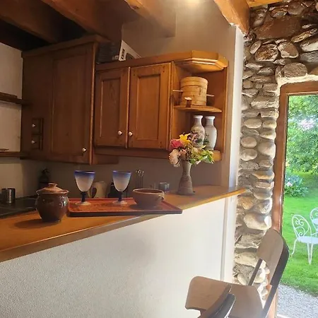 Holiday home La P'tite Maison Saint-Didier-de-la-Tour